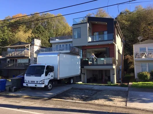 Seattle Moves & More LLC