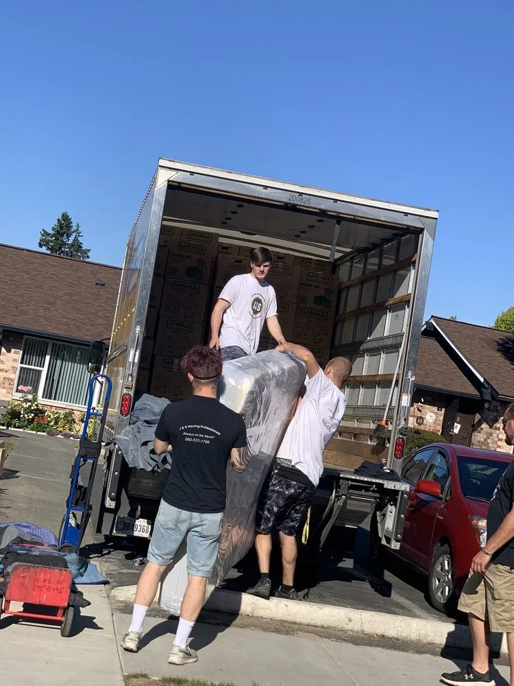 Jns Movers INC