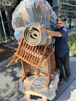Grandmas Boy Moving LLC